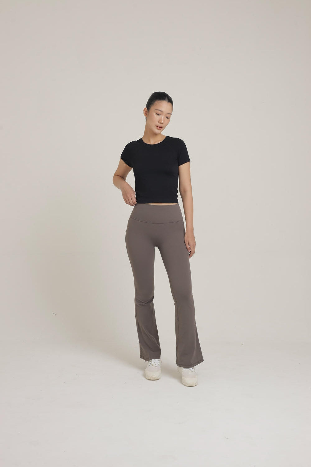 Yuju Flare Pants