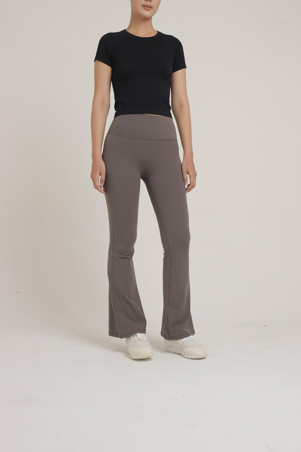 Yuju Flare Pants