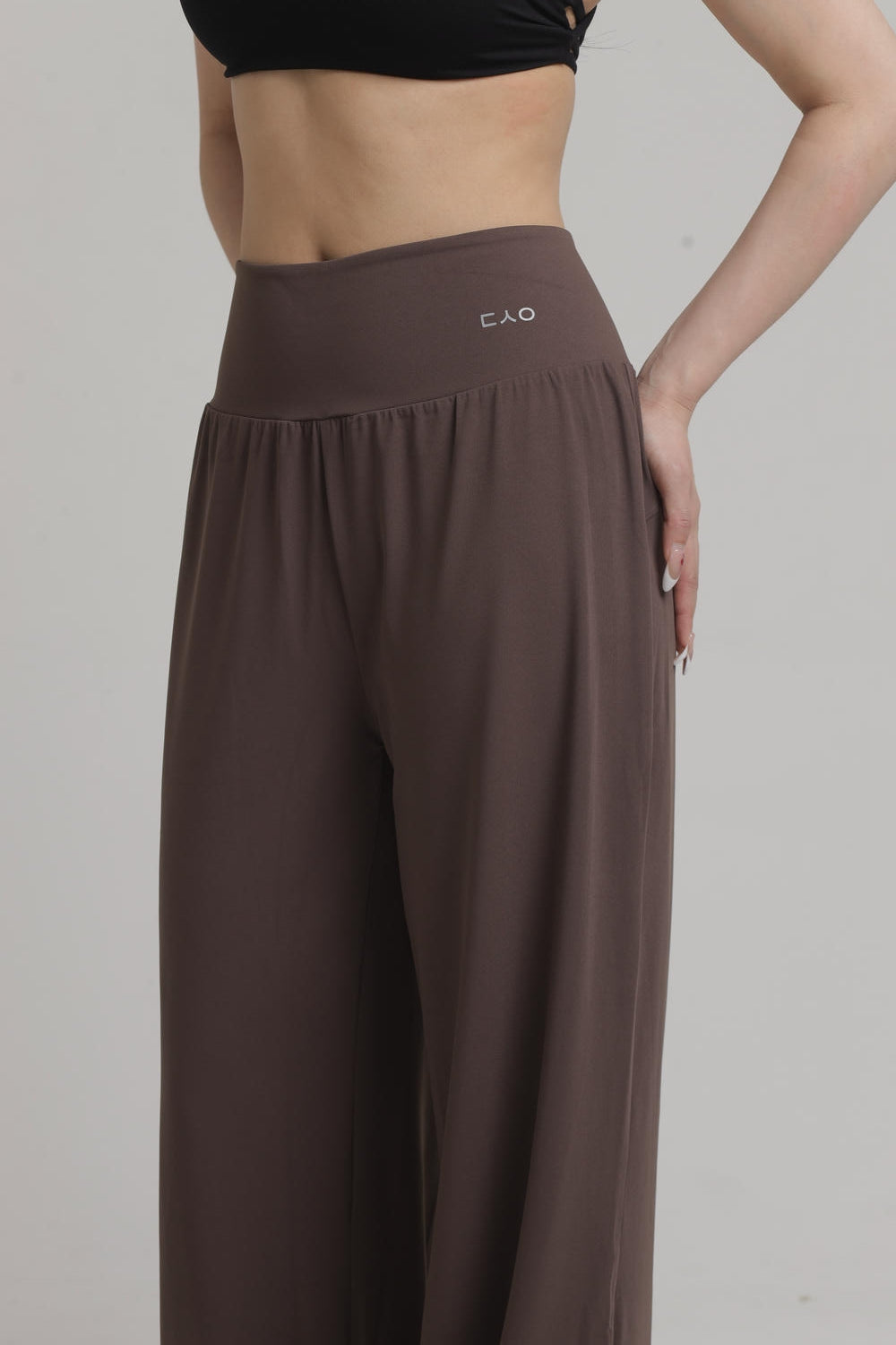 Manna Loose Pants