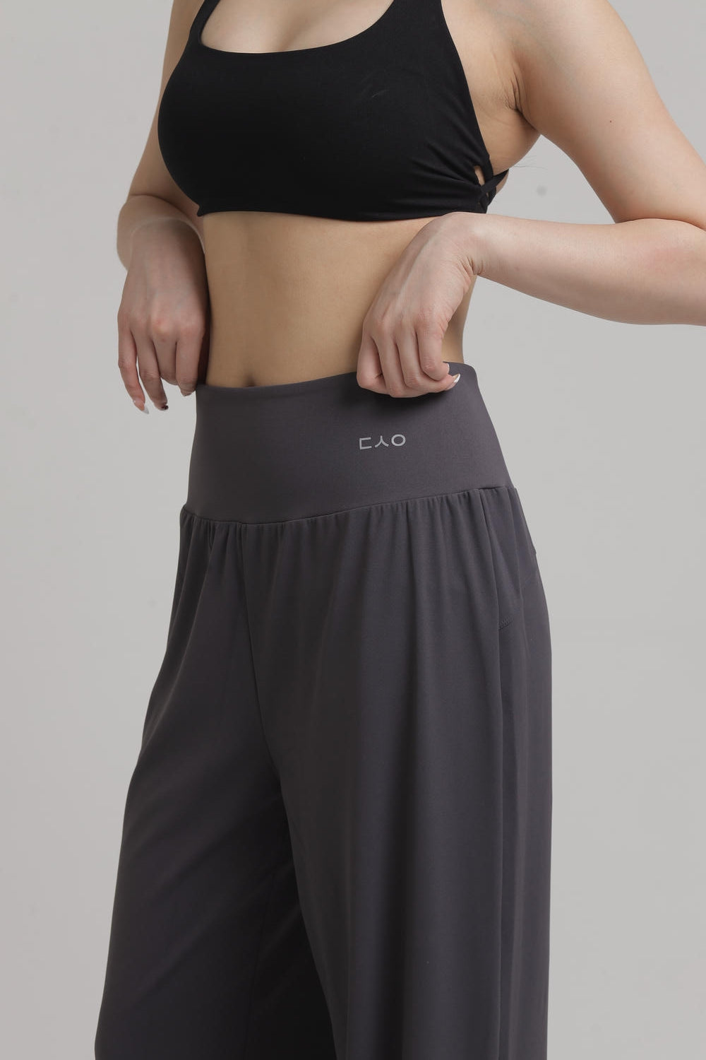 Manna Loose Pants