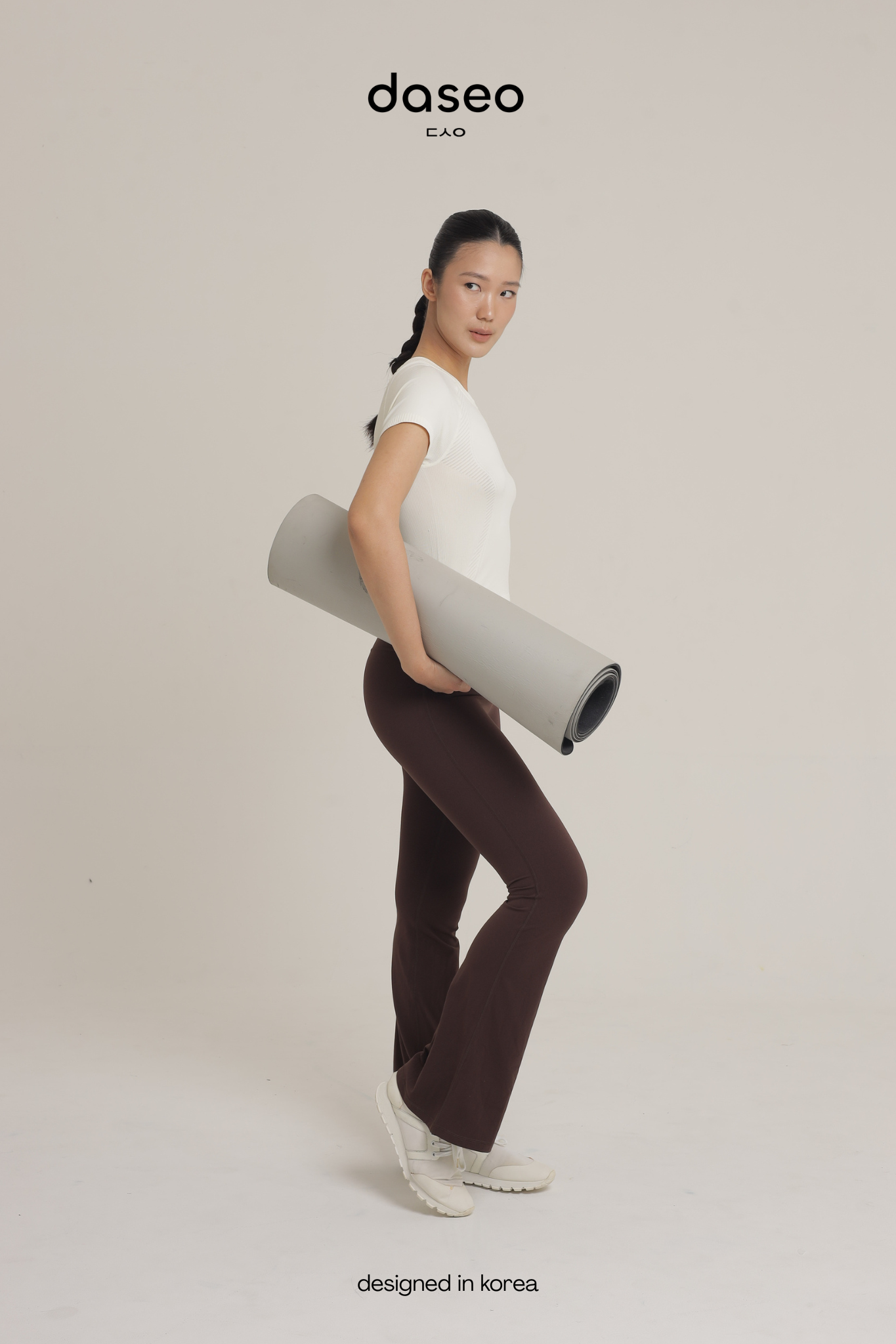 Yuju Flare Pants